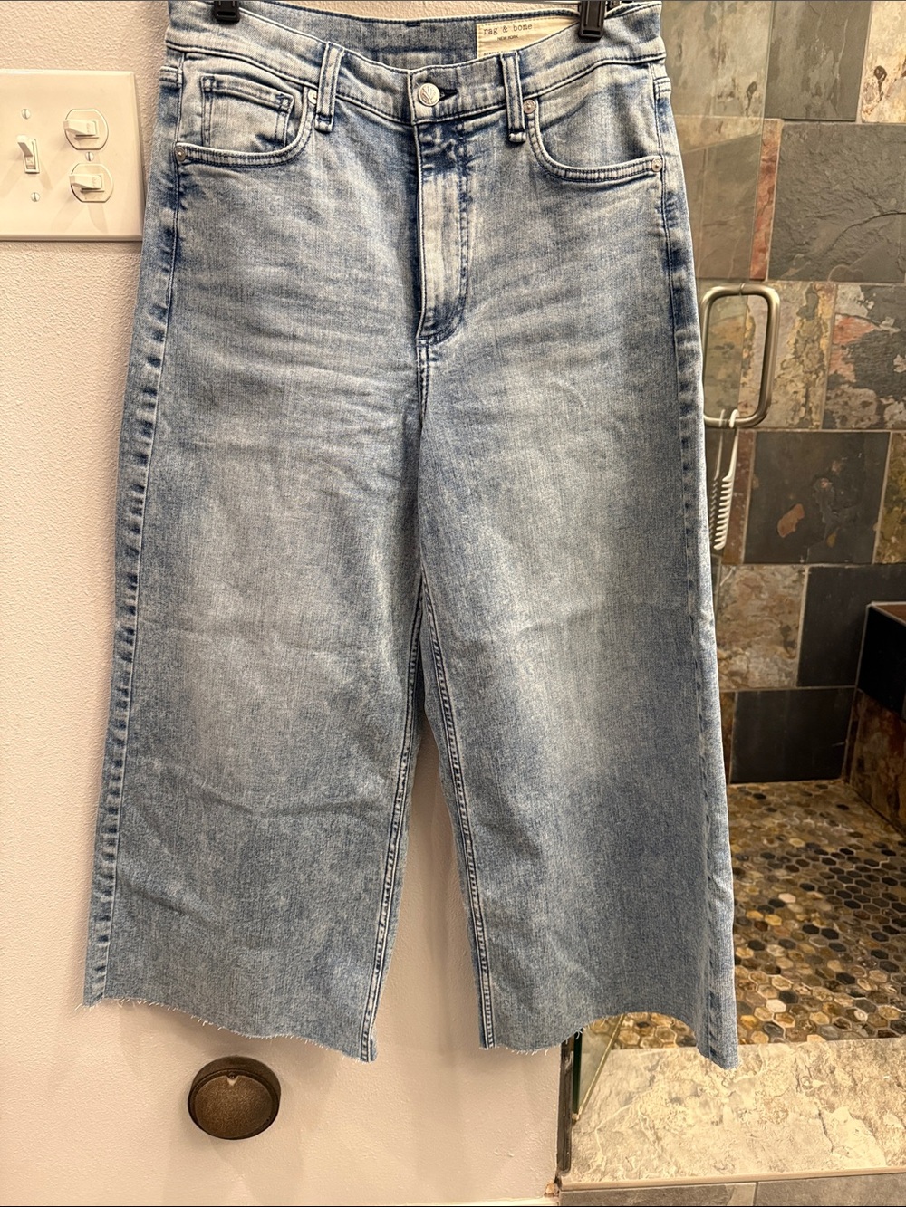 Rag & bone Serena high rise crop raw hem